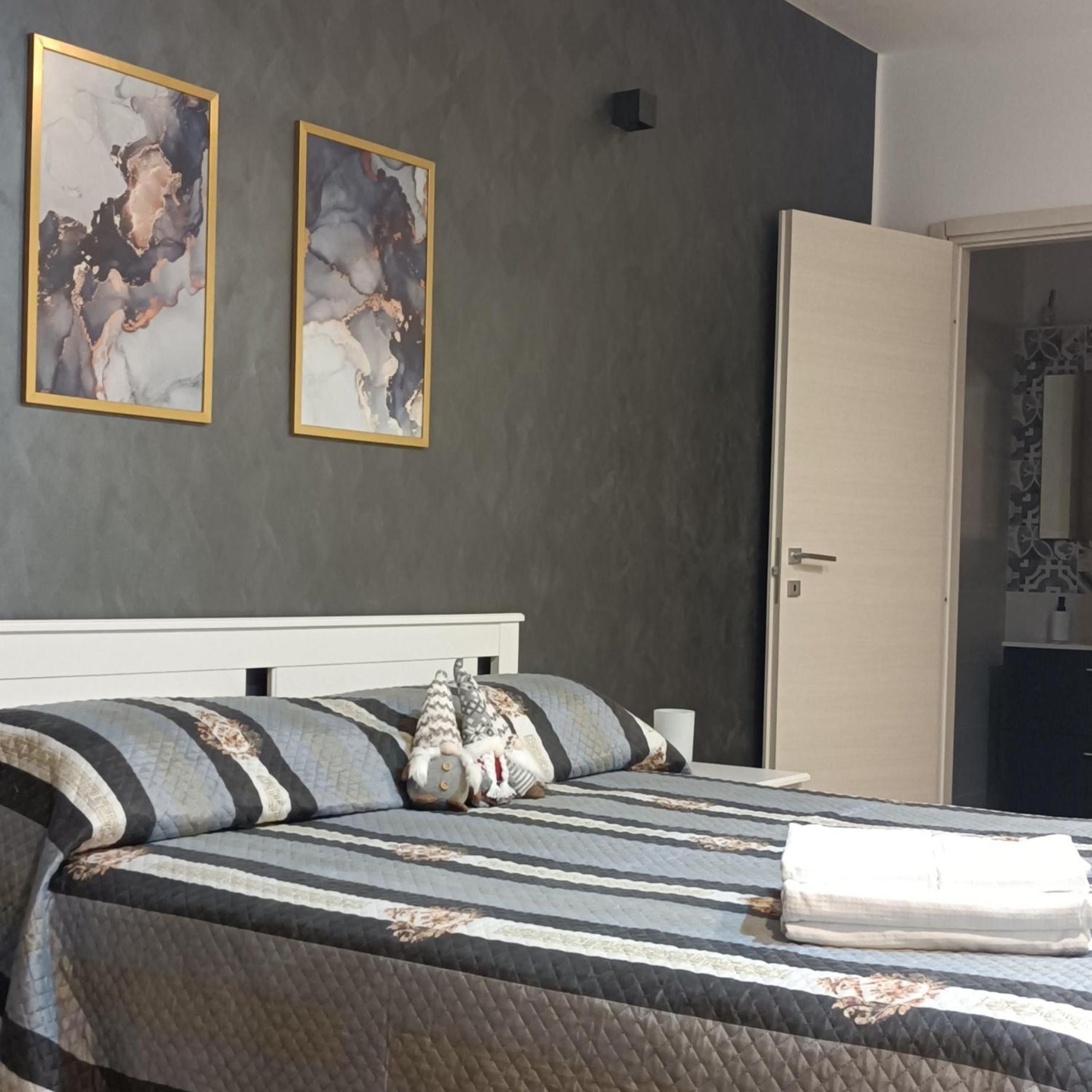 La Jacaranda Rooms Taormina Exteriör bild